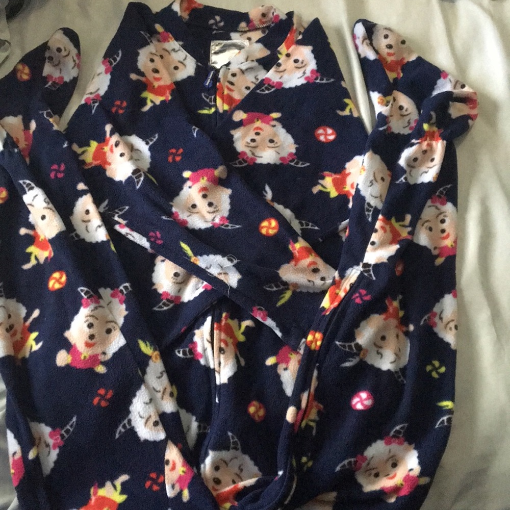 Women’s goat print footed fleece pajamas